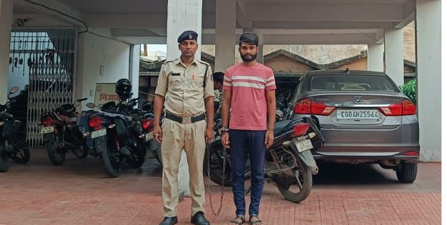 सरकारी नौकरी दिलाने के नाम पर युवाओं को लगाया लाखों का चूना