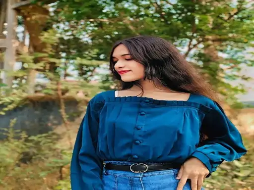 लव अफेयर में युवती ने इंस्टाग्राम लाइव होकर दी जान