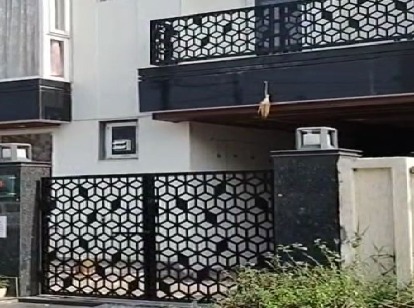 कवासी लखमा के करीबियों के यहां EOW-ACB की रेड