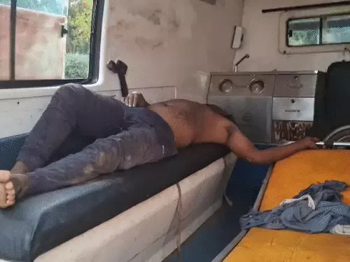 बिजली गिरने से पिता-पुत्र समेत 4 की मौत