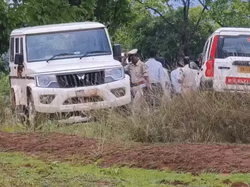 नक्सलियों ने लूटी 5000 किलो विस्फोटक से भरी वैन, छत्तीसगढ़ में अलर्ट जारी