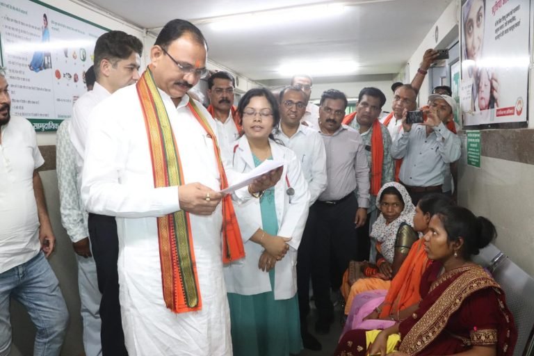 स्वास्थ्य मंत्री श्री श्याम बिहारी जायसवाल एक दिवसीय प्रवास पर पहुंचे कोरबा