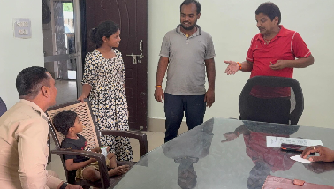 कोरबा: लापता ढाई वर्षीय मासूम सुरक्षित मिला, व्यापारी और पुलिस की सतर्कता से परिजन पहुंचे राहत की सांस