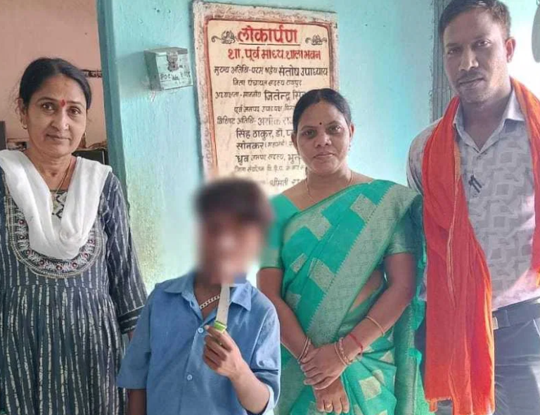 मिडिल स्कूल में चाकू लेकर पहुंचा छात्र