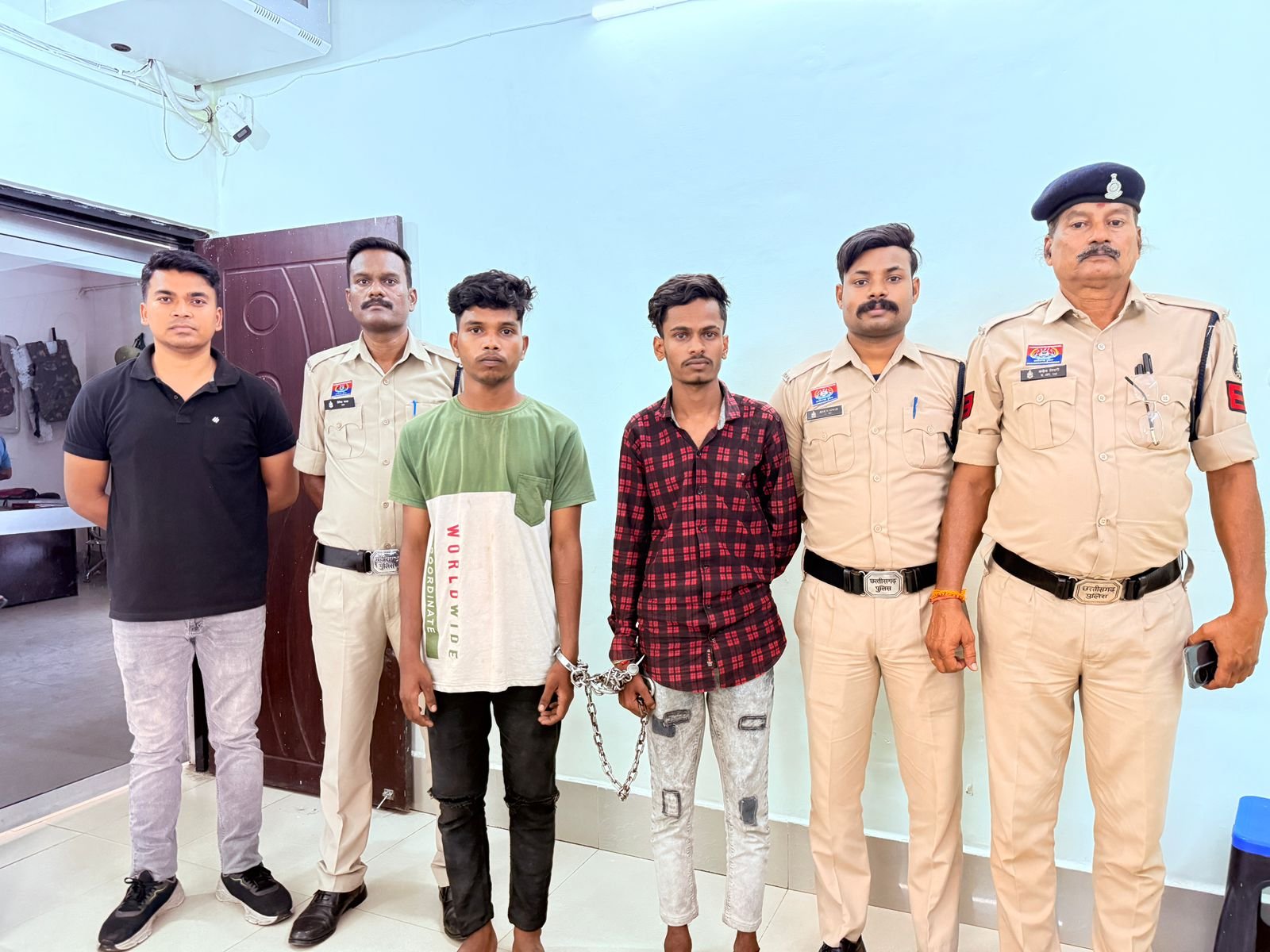 कोरबा : सूने मकान से बलेनो कार चोरी, पुलिस ने दो आरोपियों को किया गिरफ्तार, फरार आरोपी की तलाश जारी