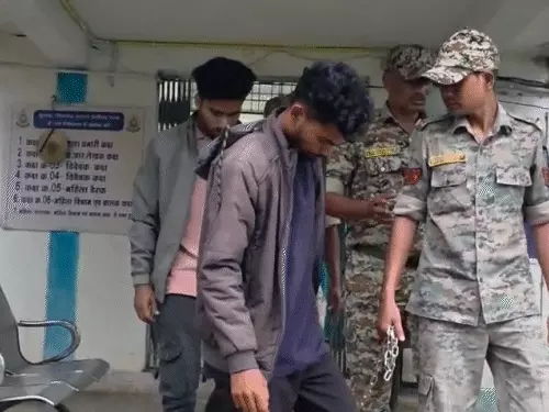इंस्टाग्राम पर दोस्ती…कार से जंगल में ले जाकर गैंगरेप