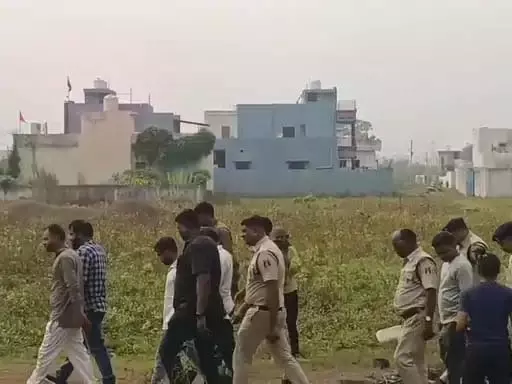 Attempted Murder: मामूली विवाद ने ली हिंसक मोड़, युवक पर जानलेवा हमला
