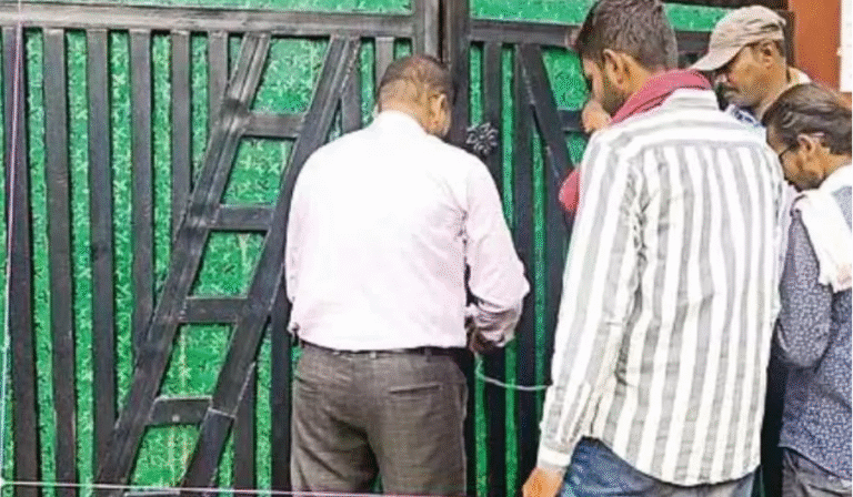 illegal hotel operations: होटल की आड़ में सेक्स रैकेट? नगर निगम की कार्रवाई से मचा हड़कंप