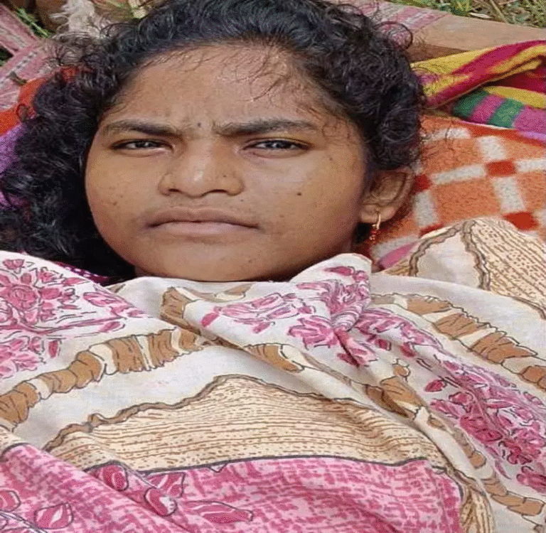 Female Naxalite injured: नक्सलियों की गलती से IED फटा, साथियों ने घायल महिला को अकेला छोड़ा