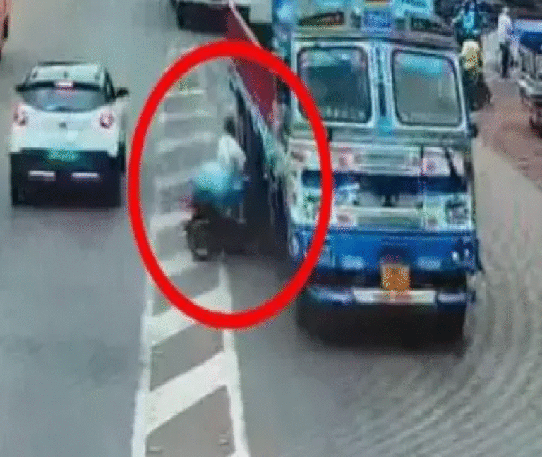 road accident: दुर्गा पूजा के दिन बालोद में हादसा, बाइक सवार की दर्दनाक मौत
