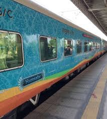 Train Accident: बिना अनुमति रेलवे ट्रैक पर मरम्मत, हमसफर एक्सप्रेस की जान पर बन आई