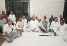 मुख्यमंत्री श्री विष्णु देव साय ने पूर्व विधानसभा उपाध्यक्ष स्वर्गीय श्री बनवारी लाल अग्रवाल को दी श्रद्धांजलि