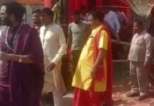 Narrator Arrested : सतनामी समाज का विरोध, कथावाचक आशुतोष चैतन्य महाराज गिरफ्तार Narrator Arrested