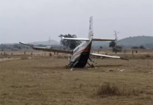 ओडिशा: राउरकेला में इंडिया वन एयर का 9-सीटर विमान क्रैश; खेत में कराई गई ‘फोर्स लैंडिंग’, सभी 6 लोग घायल