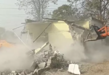 कोरबा में प्रशासन की बड़ी कार्रवाई: 90 एकड़ सरकारी जमीन से अवैध कब्जा हटाने बुलडोजर चला