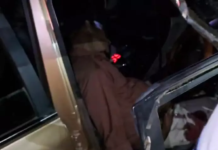 NH-43 पर भीषण सड़क हादसा: तेज रफ्तार कार ट्रैक्टर-ट्रॉली से टकराई, 2 की मौत, 2 गंभीर