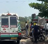 कोरबा में दर्दनाक सड़क हादसा: तेज रफ्तार ट्रक की चपेट में आए बाइक सवार, तीन गंभीर घायल