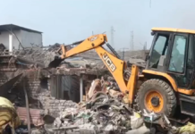 कोरबा में अवैध कबाड़ कारोबार पर निगम की बड़ी कार्रवाई, राताखार–मुड़ापार में बुलडोजर चला