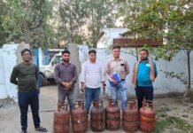 घरेलू गैस का व्यावसायिक उपयोग करने वालों पर कार्रवाई