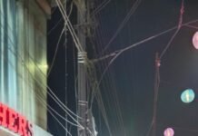 कोरबा: एसएस प्लाजा के सामने अव्यवस्थित यातायात से बढ़ी परेशानी, हादसे का खतरा