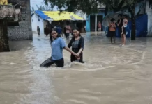 कोरबा में भारी बारिश से हाहाकार: उफनते दादर नाला में डूबी स्कॉर्पियो, 3 दोस्तों ने कूदकर बचाई जान; कई वार्डों में घुसा गंदा पानी