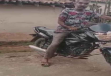 Korba News: स्कूल में पढ़ाई या ‘नशे की पाठशाला’? शिक्षक का वीडियो वायरल, ग्रामीणों का फूटा गुस्सा; जांच की मांग
