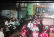 जन्माष्टमी कार्यक्रम में युवक पर चापड़ से जानलेवा हमला, पत्नी से अवैध संबंध के शक में 3 वार