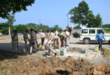Korba News: कोरबा में 71 मामलों में जब्त शराब नष्ट, 284 लीटर से ज्यादा महुआ शराब का किया गया नष्टीकरण